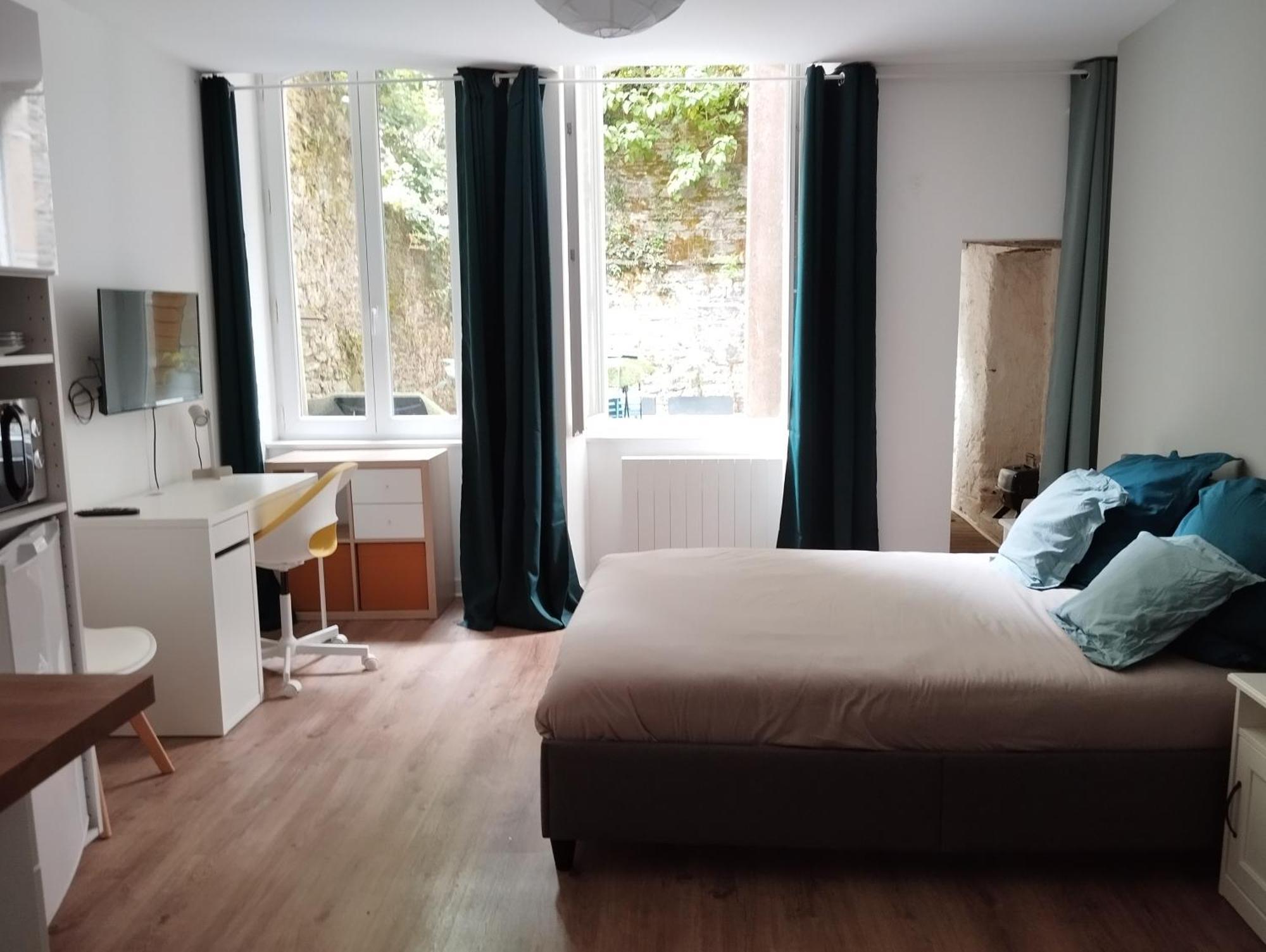 Studio Sur Cour, Centre-Ville Morlaix Buitenkant foto